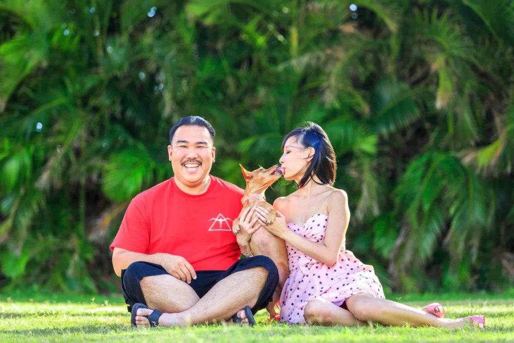 what to wear to dog photo shoot Oahu Hawaii